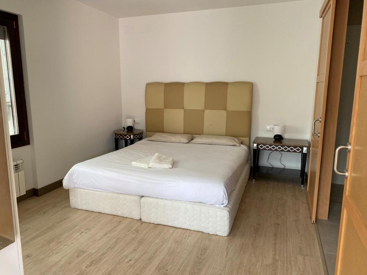 Apartamento Acogedor Sant Joan de les Abadesses Exteriör bild